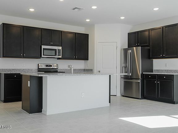 4th image of 42495 W Rojo Street