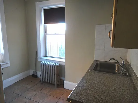 Rented by Sterling Holdings | media 18