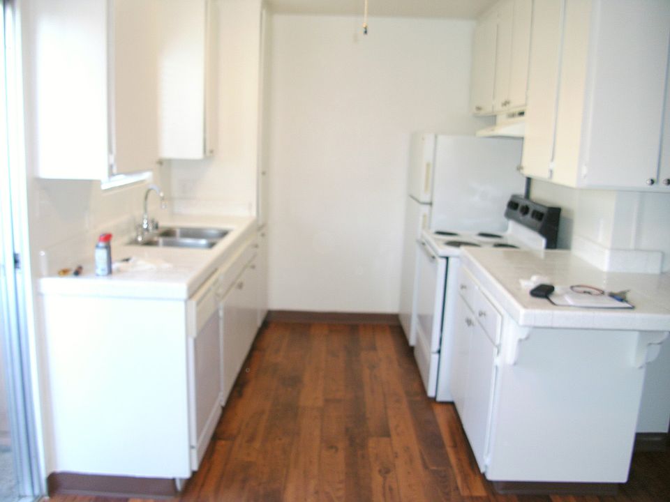 1st image of 434&456 458 S Mollison Ave #5