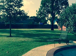 317 Pecan Loop Dr, Mont Belvieu, TX 77523