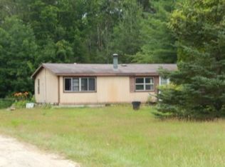 5664 NW County Line Rd, Coleman, MI 48618