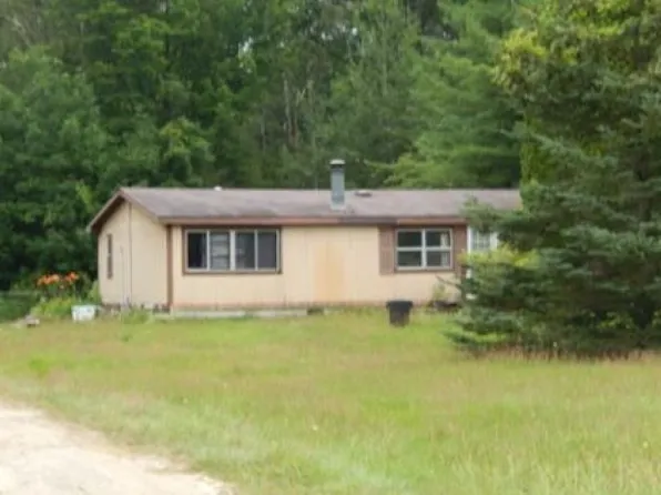 5664 NW County Line Rd, Coleman, MI 48618