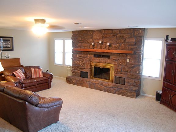 Spacious Living Room