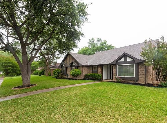 3rd image of 3808 Grifbrick Dr