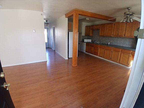 3rd image of 112 N Hatcher Ave