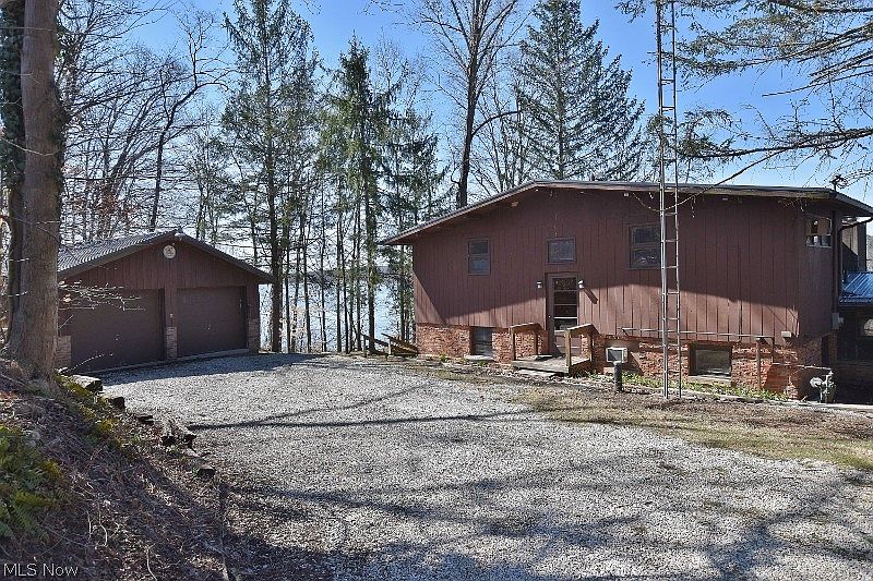 2845 Lodge Rd SW, Sherrodsville, OH 44675 Zillow