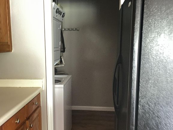 5th image of 160 E Willow Creek Blvd #1