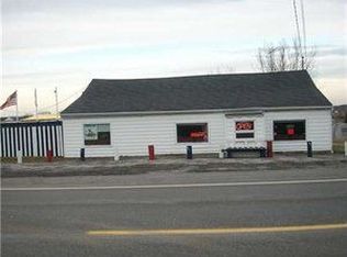 3997 Lower Mountain Rd, Lockport, NY 14094