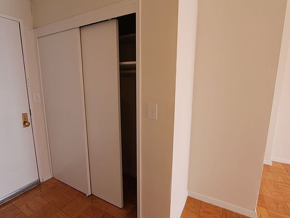 5th image of 18311 Hillside Ave APT 4B