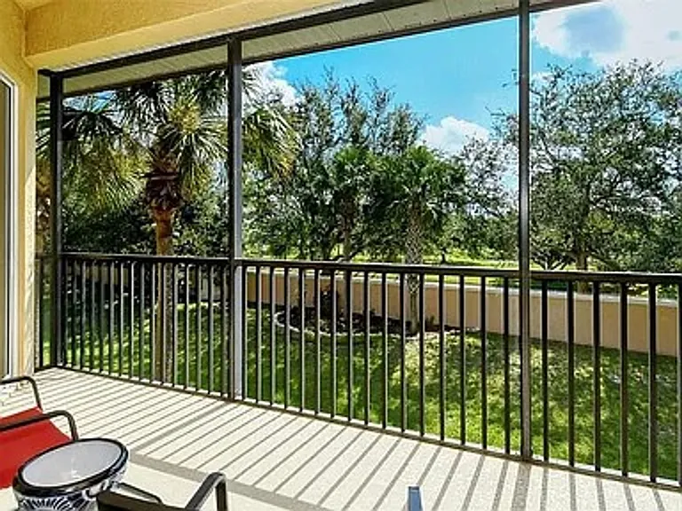 8263 Miramar Way — Photo 7
