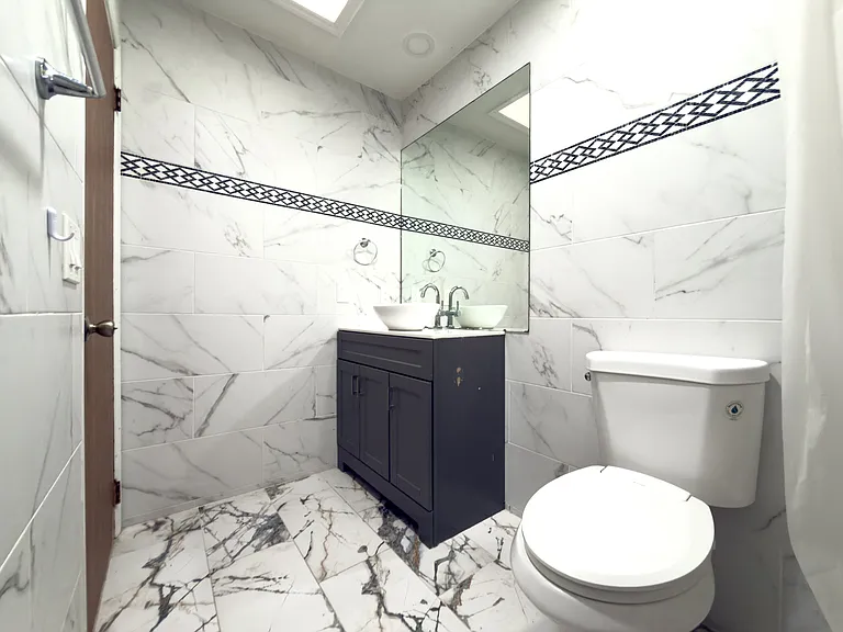 401 Maplecrest Rd #5035088751 — Photo 13