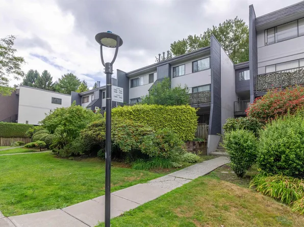 7348 Coronado Dr, Burnaby, BC V5A 1R1