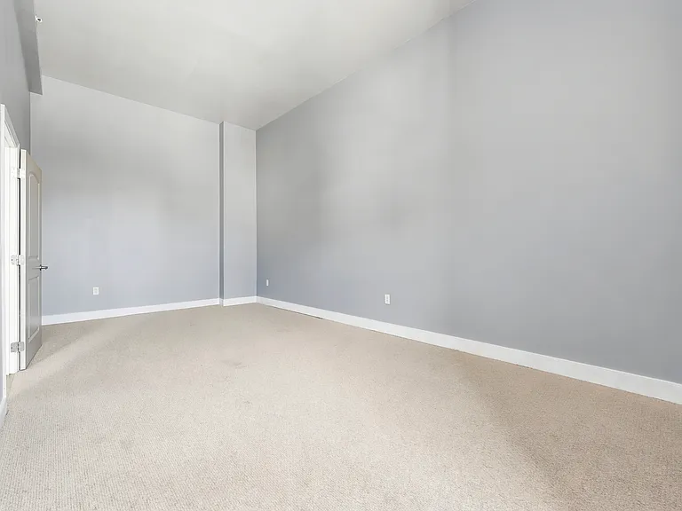 171 Grape St — Photo 11