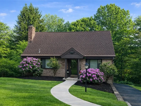 2847 Shamrock Dr, Allison Park, PA 15101