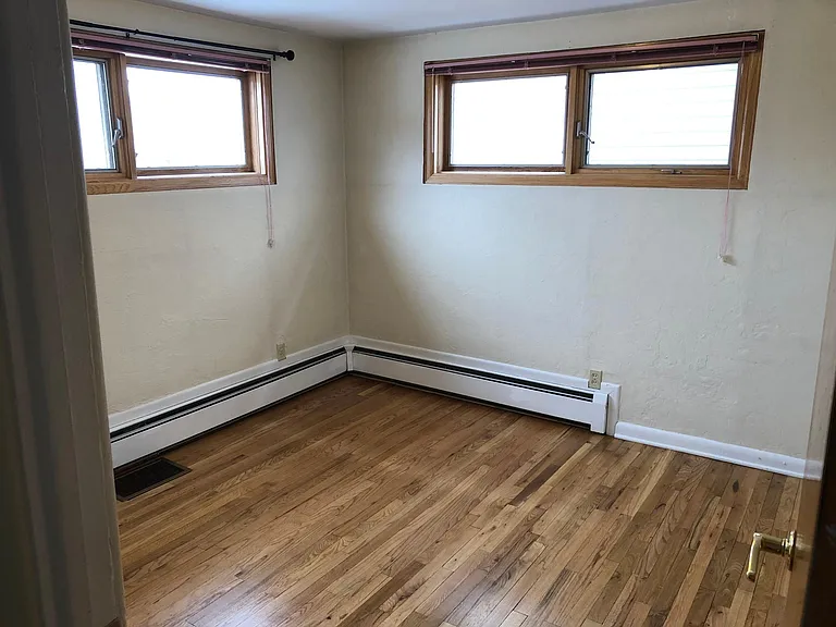 Upstairs Bedroom #1