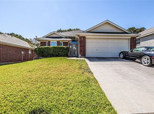 7728 Briarstone Ct, Fort Worth, TX 76112