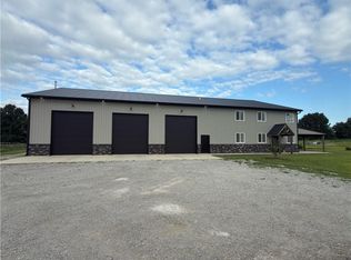 34705 N Mabry Rd, Buckner, MO 64016
