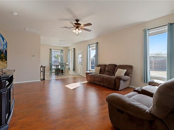 5th image of 350 Altamont St