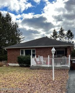 34 Halter Road, Glenmont, NY, 12077