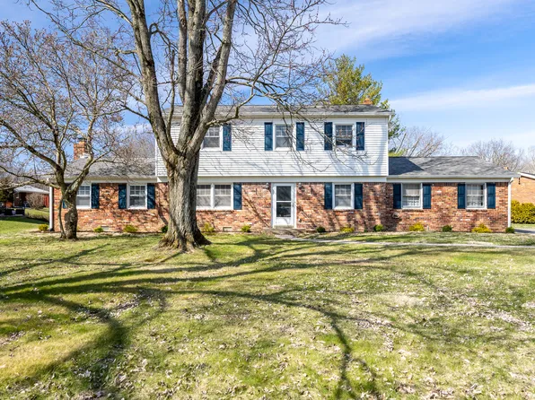 919 Sherwood Dr, Greencastle, IN 46135