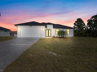 845 Nimitz Blvd, Lehigh Acres, FL 33974