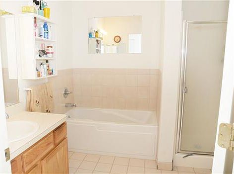 3rd image of 3081 Primrose Ln
