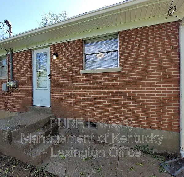 627 Silverleaf Dr — Photo 17
