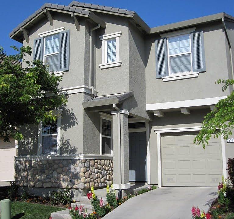 1st image of 2533 Huckleberry Cir