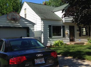 3527 Louisiana Rd, Rockford, IL 61108