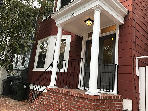 2nd image of 422 London St APT 3