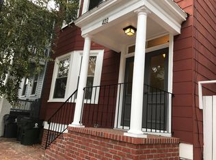 422 London St Portsmouth, Portsmouth, VA 23704