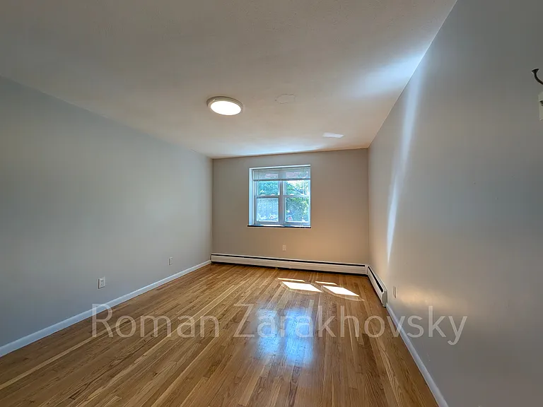 104 Babcock St #4 — Photo 14
