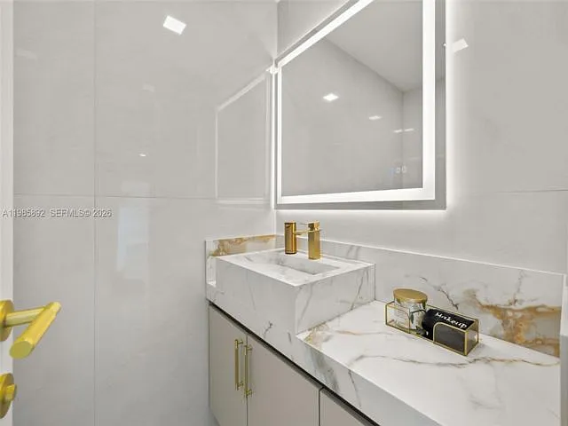 1117 Adams St — Photo 20