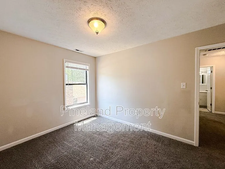 374 Wilder Dr — Photo 19