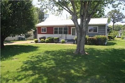 1st image of 4328 Esterbrook Dr