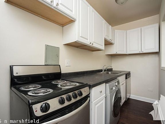 4th image of 3345 N Marshfield Ave #1126