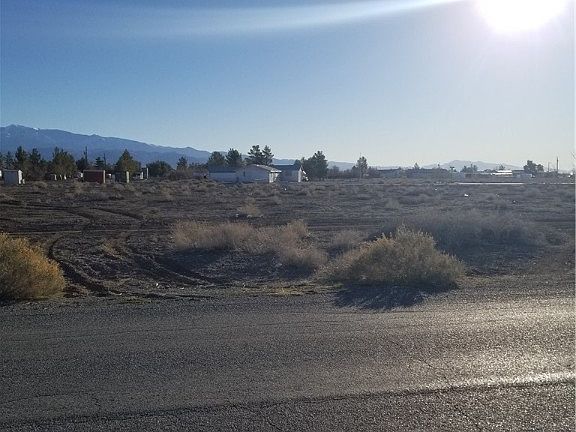 5th image of 1351 S Windy Ln