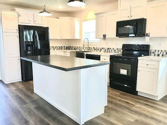 3rd image of 4604 Lake Crystal Blvd #4C4Z7T