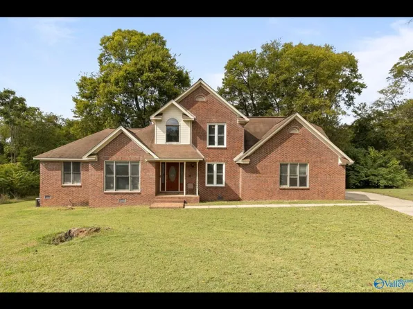 6609 Amberlee Ln NW, Huntsville, AL 35810
