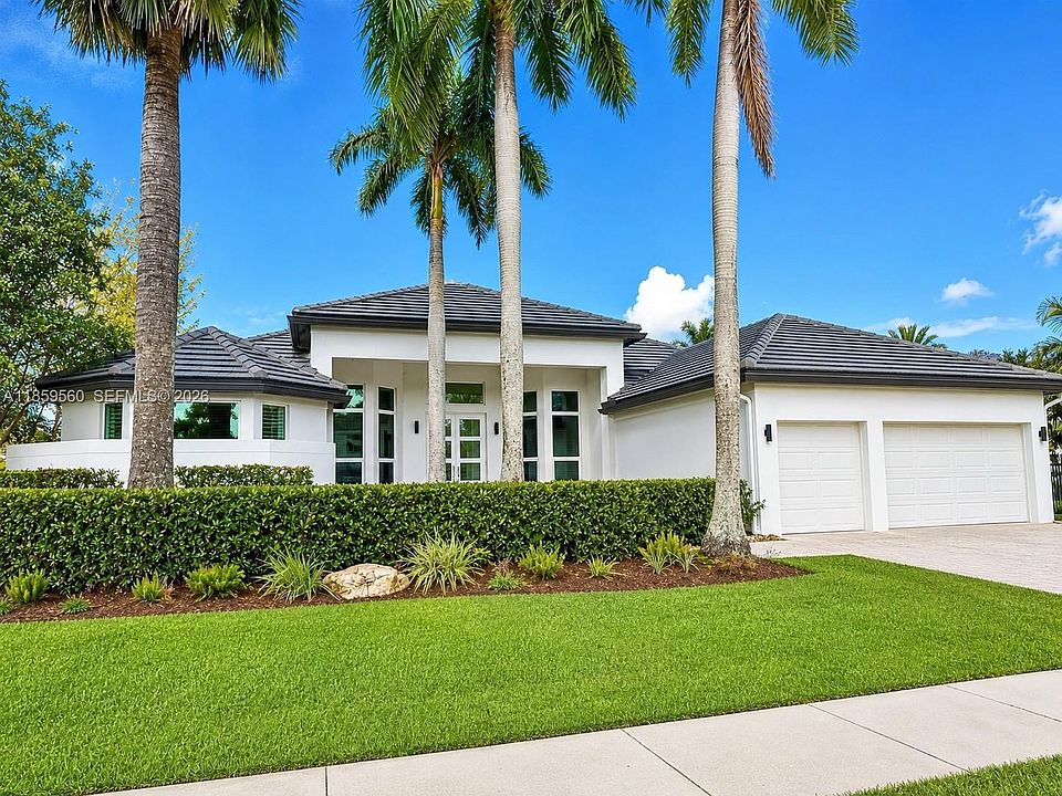 1st image of 2523 Montclaire Cir