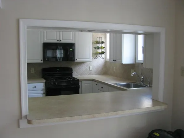 1414 Easton Rd #1, Abington, PA 19001