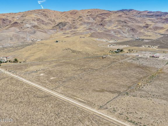 5th image of 1205 Whiskey Springs Rd