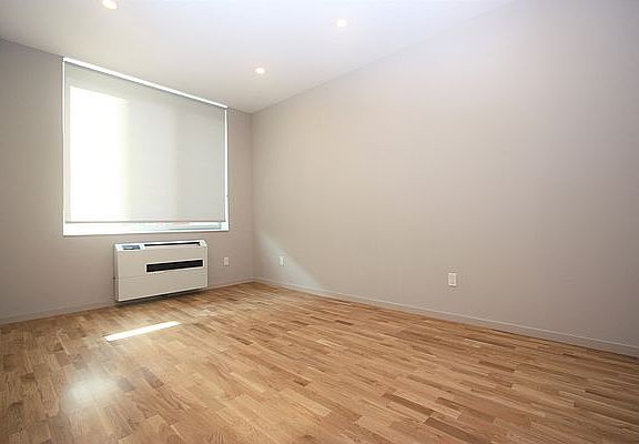 4th image of 1511 Bedford Ave #1R