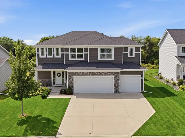 380 NW Georgetown Dr, Waukee, IA 50263