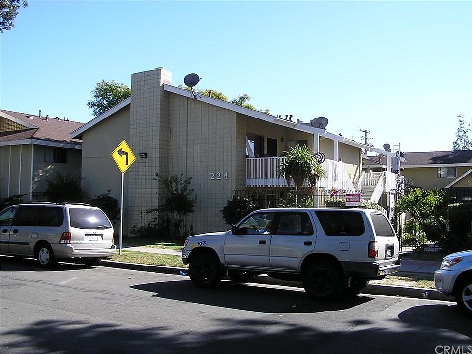 1st image of 224 E Clifton Ave