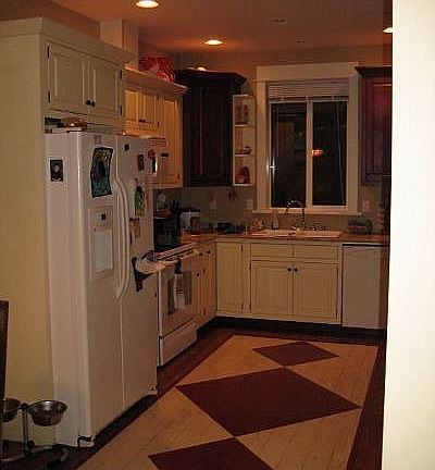 Guest house has beautiful modern kitchen with granite countertops