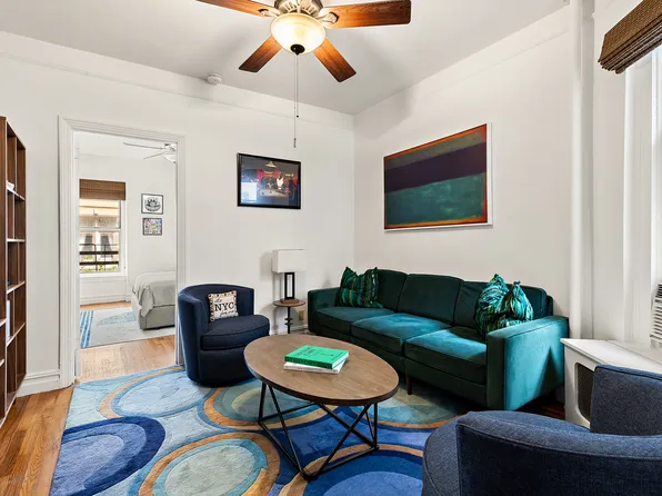 326 East 73rd Street image 1 of 4
