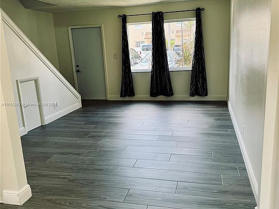 4th image of 6625 Winfield Blvd #4-D