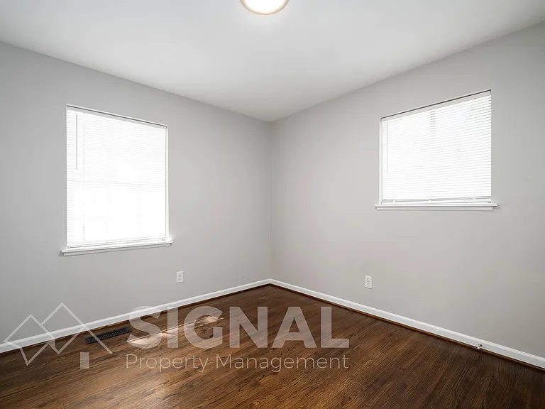 5114 Beacon Dr — Photo 18