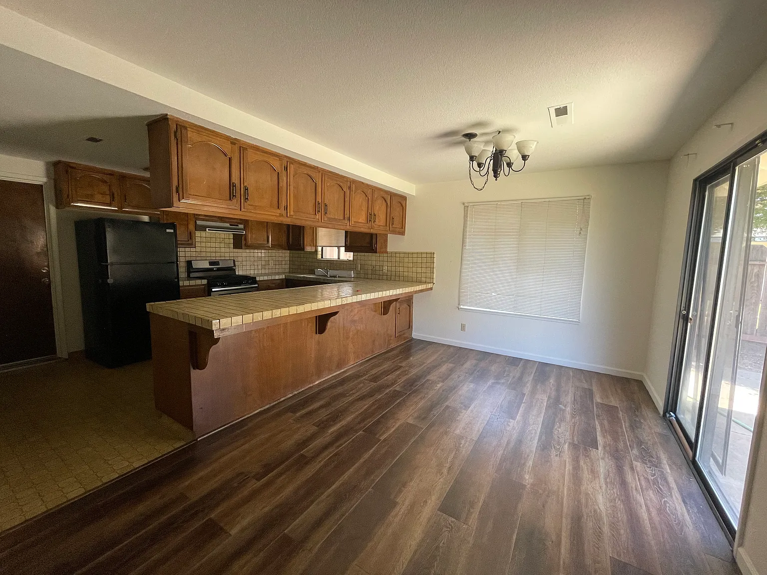 339 Saint Michelle Dr photo 1